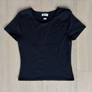 Aritzia Contour Original Marvel Waist T-Shirt